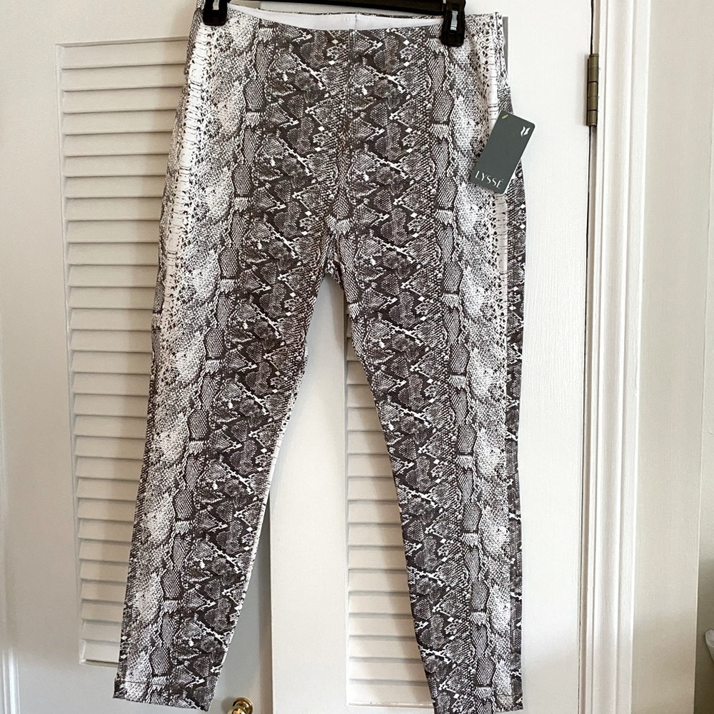 Lysse snake print leggings NWT